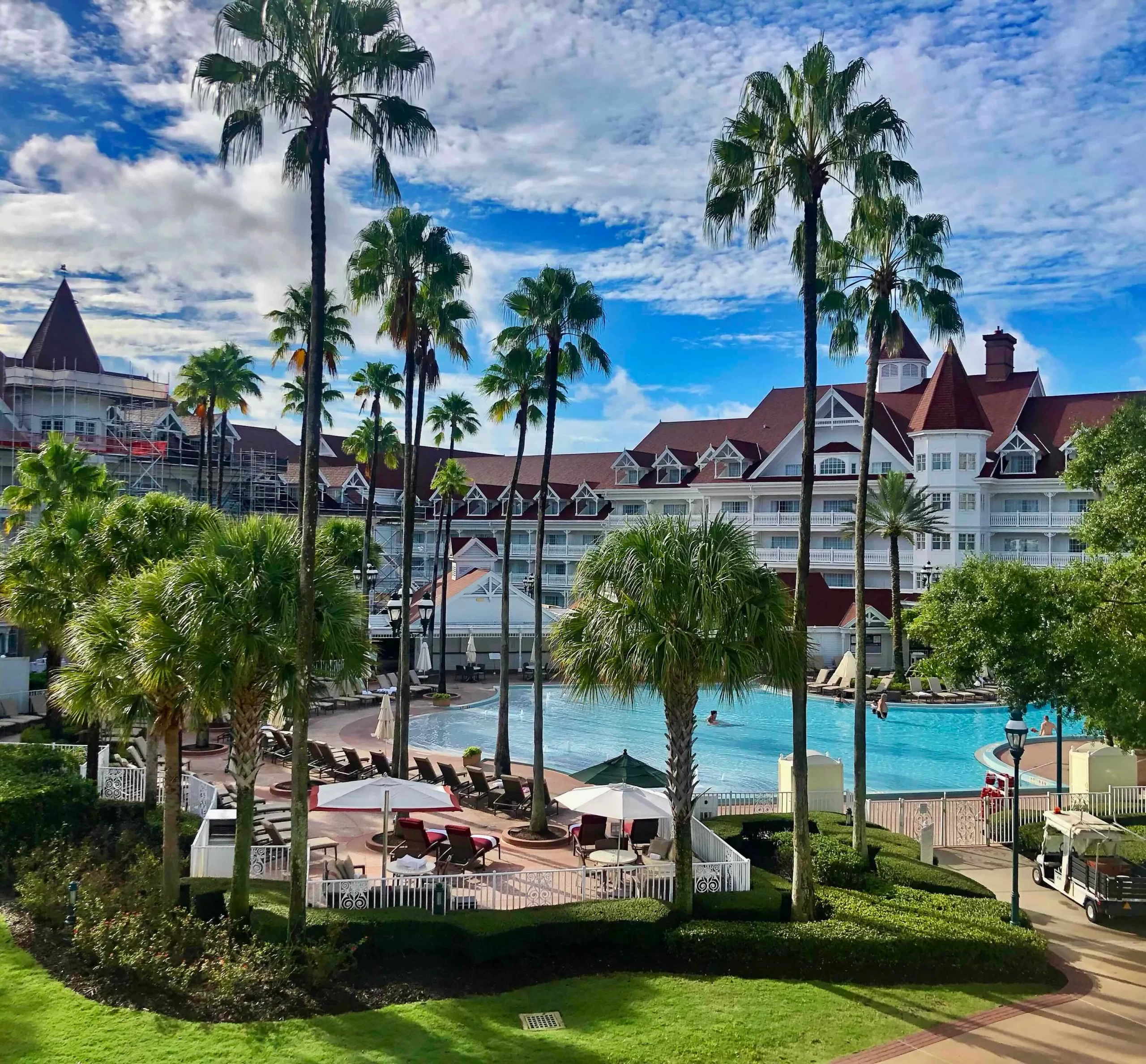 Disney’s Grand Floridian vs Beach Club: A Complete Comparison